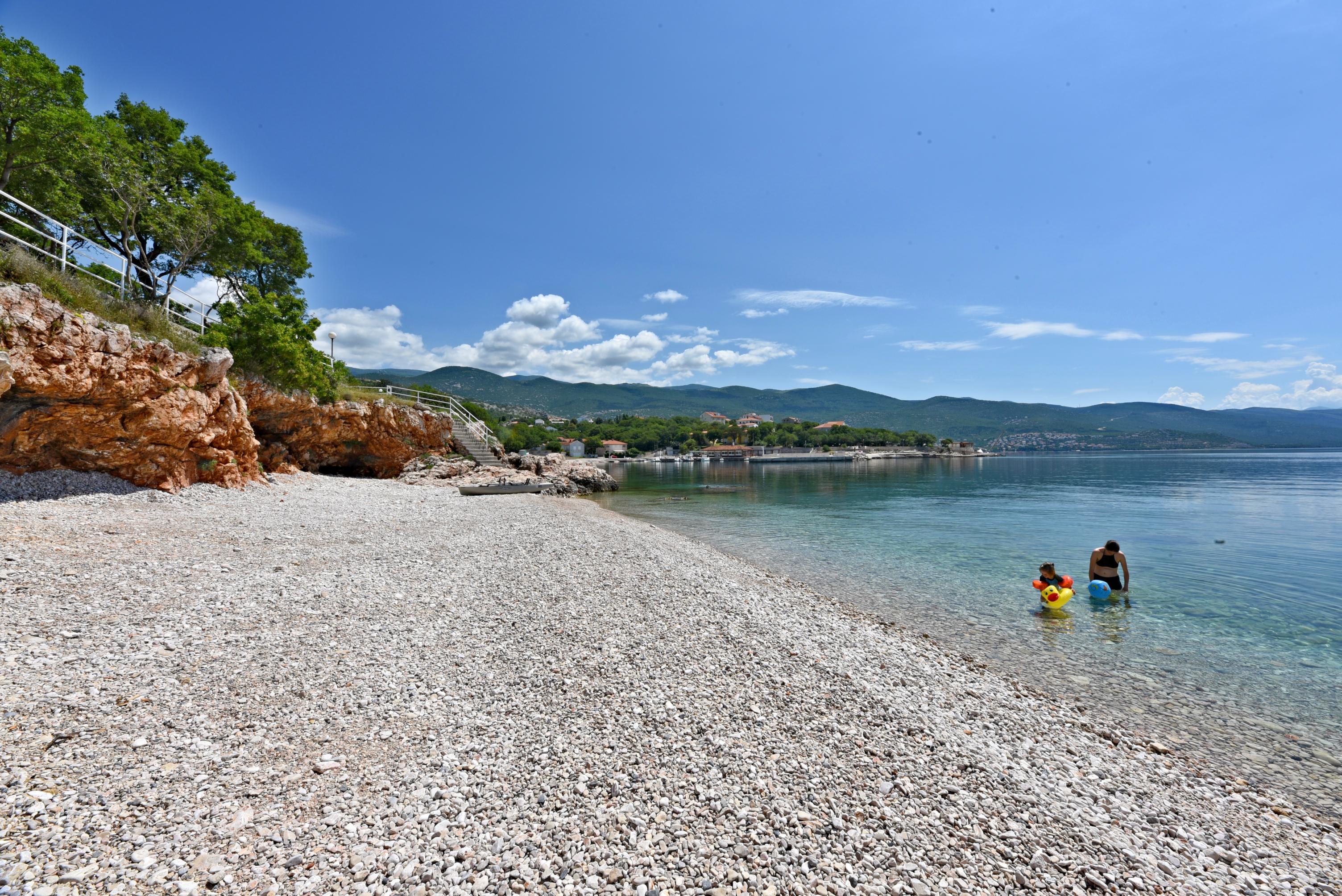 Kvarner vesnička Povile - pláž